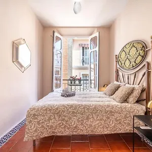 Apartment Beautiful Flat Near Plaza Merced