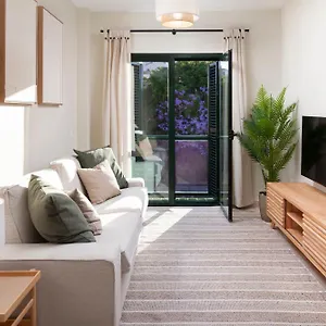 Amazing 2-bedroom With Free Parking Apartment