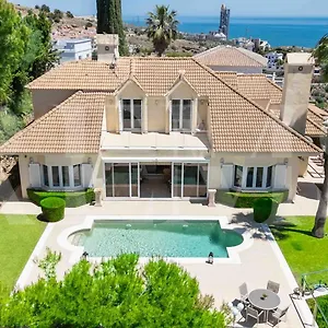 Luxury With Sea Views & Terrace By Rems Apartment