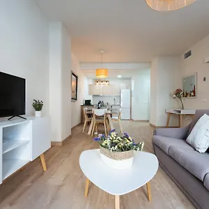Apartment Malagasuite Comfortable 1 *