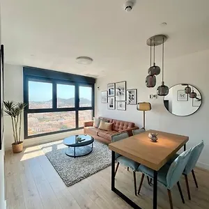 Apartment Skyline Ii Pool & Coworking By Ele *