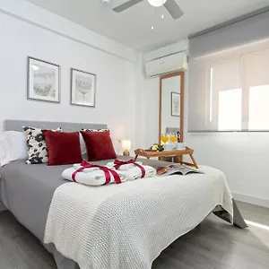 Mrapartment Centre&beach Airport&train * Malaga
