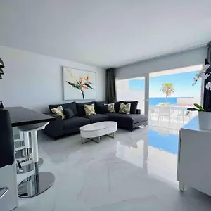 Modern, Spacious 3 Bedroom With Sea View Malaga