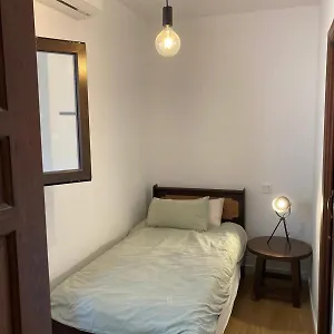 Individual Tranquila Con Bano Privado En Piso Compartido