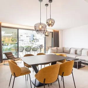 La Quinta 3 Bedroom Ultra Modern With Private Hot Tub *