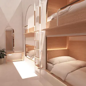 Literal Kapselhotel Málaga