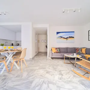 Modern Centre W/ Terrace & Fast Wifi * Malaga
