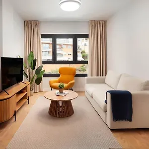 Your Sunny Retreat! Modern Steps To The Malaga