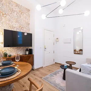 Apartment H2m Alamos Duplex, Desk, Dishwasher, Oven, Shower *