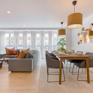 Apartment C26 Gorgeous 4 Bdrm In Plaza Uncibay *