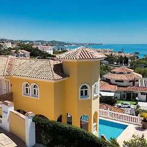 108-villa, 2 Minutes Walk To The Beach, Heated Pool Villa Malaga