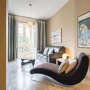 Plaza De La Merced Premium 2 Bedrooms
