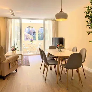 Homely Obispo Con Parking Apartment *