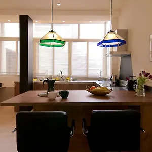 Flat Soho Center With Balcony Apartment