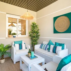 Apartment Charming On The - Pool And Parking