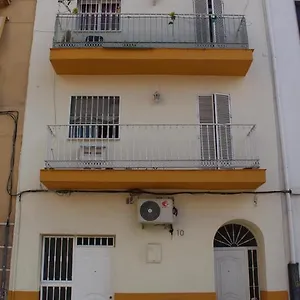 Apartment And New With Balcony Close To The 2ºb *