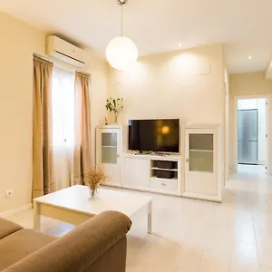 Apartment Alferez I By Ele *