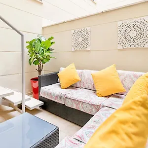 Maba/private Backyard/walk To Downtown/large Smart Tv * Malaga