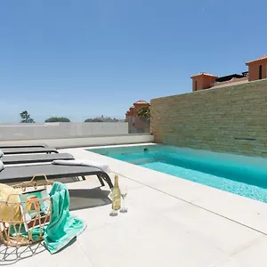 394921 - Wonderful Semi Detached *