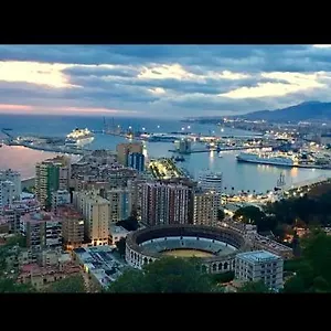 Homestay Privada, Apartamento Centro Cerca De La Playa Malaga