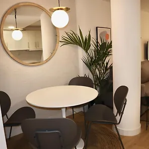 Merced10 1a Apartment *
