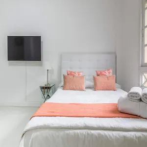 Lovely At The Heart! Apartment *