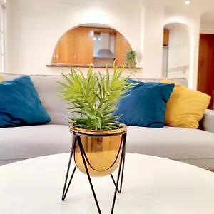 Apartment D4: Design & Relax In The