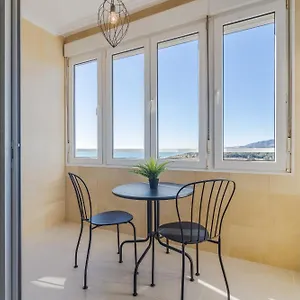 Homes Hesperides 914 Apartment