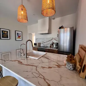 Ferienhaus Renovated Cinema Town House In Comares *