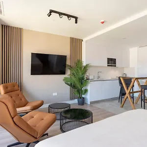 Skyline Rooftop Pool & Coworking By Ele Malaga