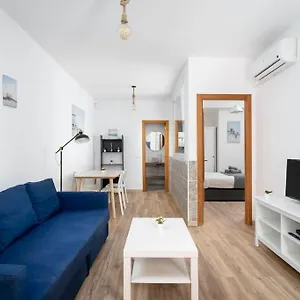 Happy Travel Molina 6 Apartment *