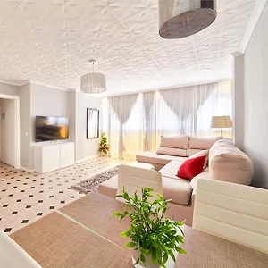 Fantastico Junto A La Estacion Apartment *