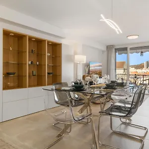 Apartment Picasso House