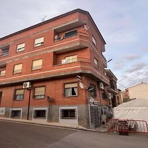Piso De 4 Muy Amplios Con Armarios Empotrados Apartment *