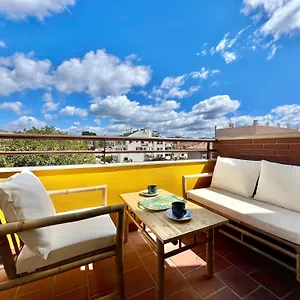 Urban Retreat With Views & Terrace Malaga